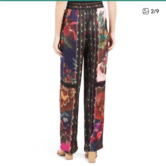 NEW! House of Harlow Scarf Print Satin Pull on Floral Print Pants M Boho - Picture 2 of 9